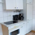 شقة Zentrale Lage Naehe Hauptbahnhof 3 Wohnung, Kueche, Balkon, Duschbad *