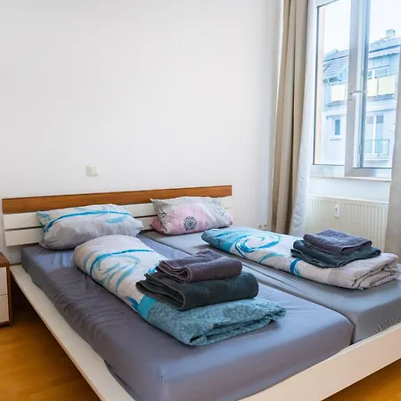Zentrale Lage Naehe Hauptbahnhof 3 Wohnung, Kueche, Balkon, Duschbad * Mainz