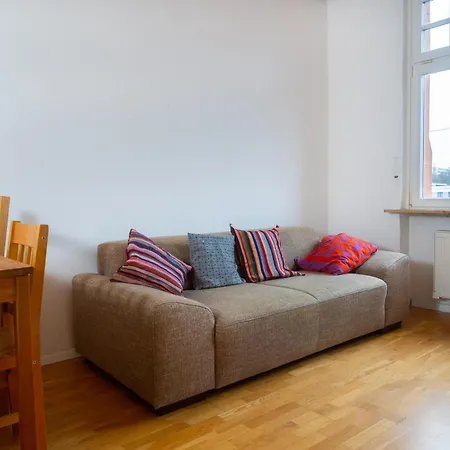 Zentrale Lage Naehe Hauptbahnhof 3 Wohnung, Kueche, Balkon, Duschbad Appartement Mainz