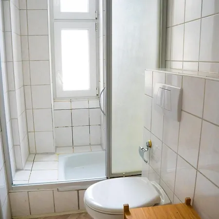 Appartement Zentrale Lage Naehe Hauptbahnhof 3 Wohnung, Kueche, Balkon, Duschbad *