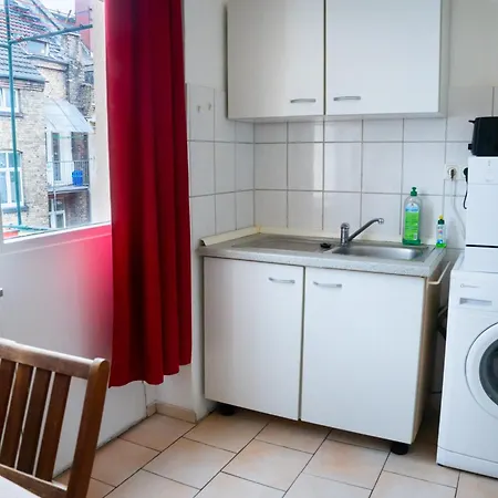 Appartement Zentrale Lage Naehe Hauptbahnhof 3 Wohnung, Kueche, Balkon, Duschbad Mainz