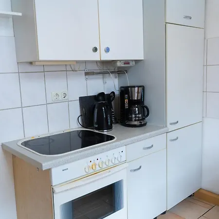 Appartement Zentrale Lage Naehe Hauptbahnhof 3 Wohnung, Kueche, Balkon, Duschbad *