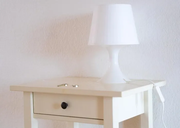 Zentrale Lage Naehe Hauptbahnhof 3 Wohnung, Kueche, Balkon, Duschbad Appartement Mainz