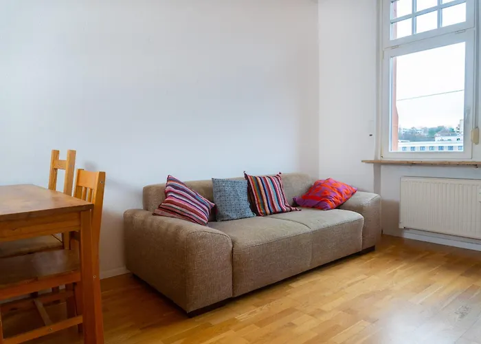 Zentrale Lage Naehe Hauptbahnhof 3 Wohnung, Kueche, Balkon, Duschbad Appartement Mainz