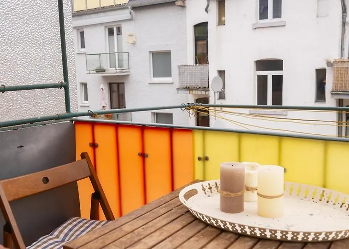 Zentrale Lage Naehe Hauptbahnhof 3 Wohnung, Kueche, Balkon, Duschbad * Mainz