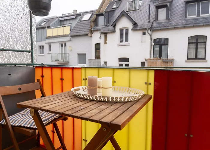 Zentrale Lage Naehe Hauptbahnhof 3 Wohnung, Kueche, Balkon, Duschbad Mainz